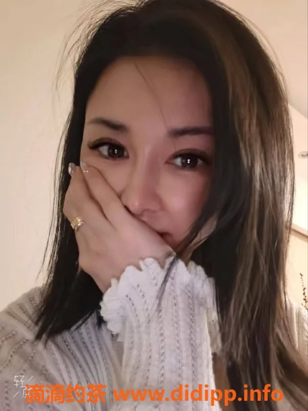 成都楼凤-成都御儿萝莉学妹，修车7p，万象城等你来