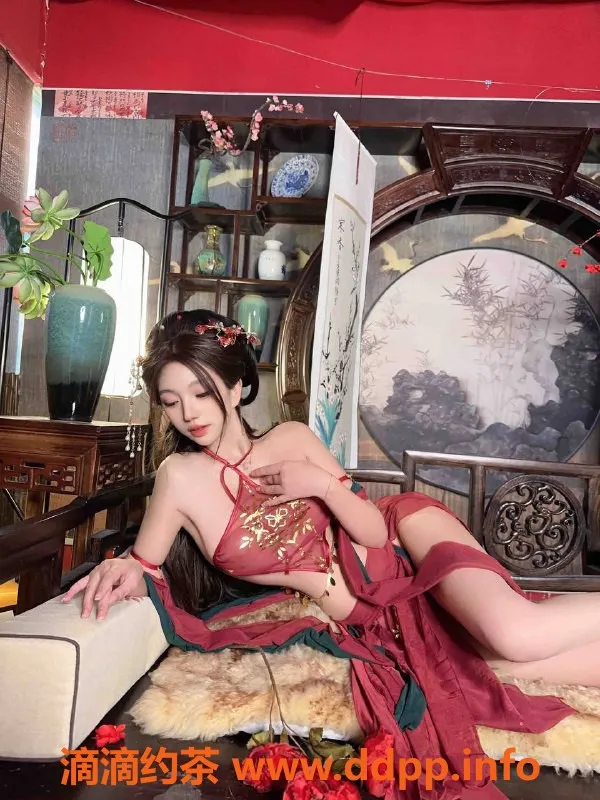 上海楼凤-普陀小芊，165身高，90体重，2200PP