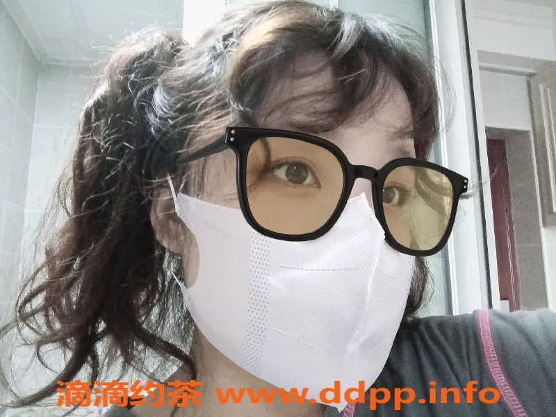 长沙楼凤-岳麓区小甜桃，热情服务550起