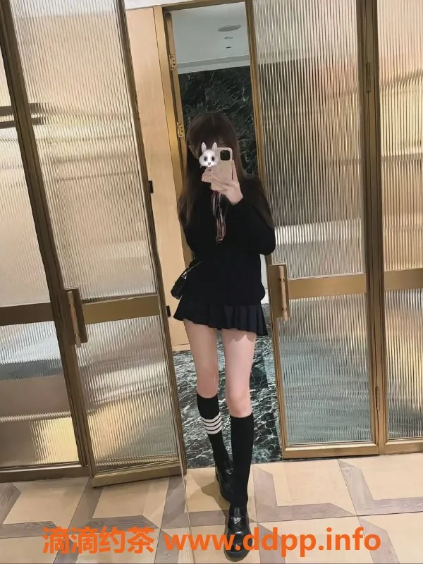 杭州楼凤-杭州市区小鹿，165cm粉嫩jk学生，94斤上门服务