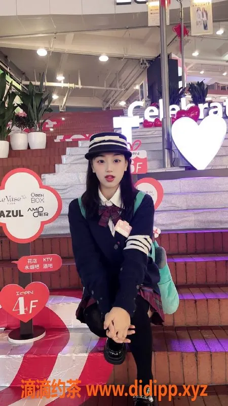 杭州楼凤-拱墅嫩妹笑笑，舌吻服务只需10p