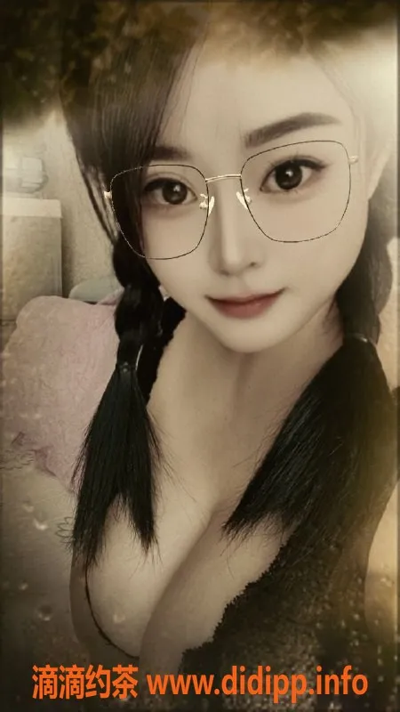 昆明楼凤-五华区宝丫头，600元/次，视频验证！