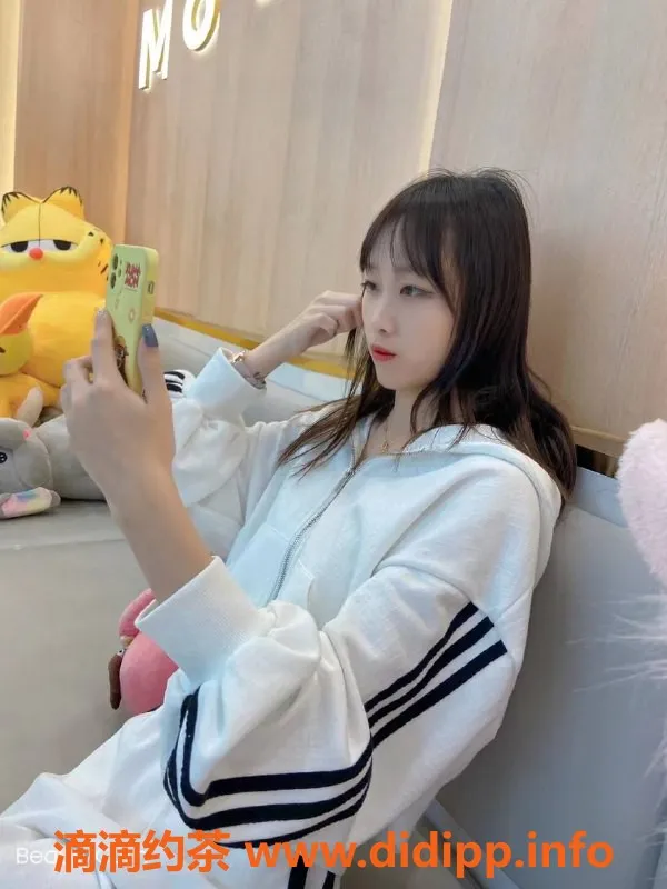 深圳楼凤资源信息,南山甜甜，18岁嫩妹服务，价格实惠