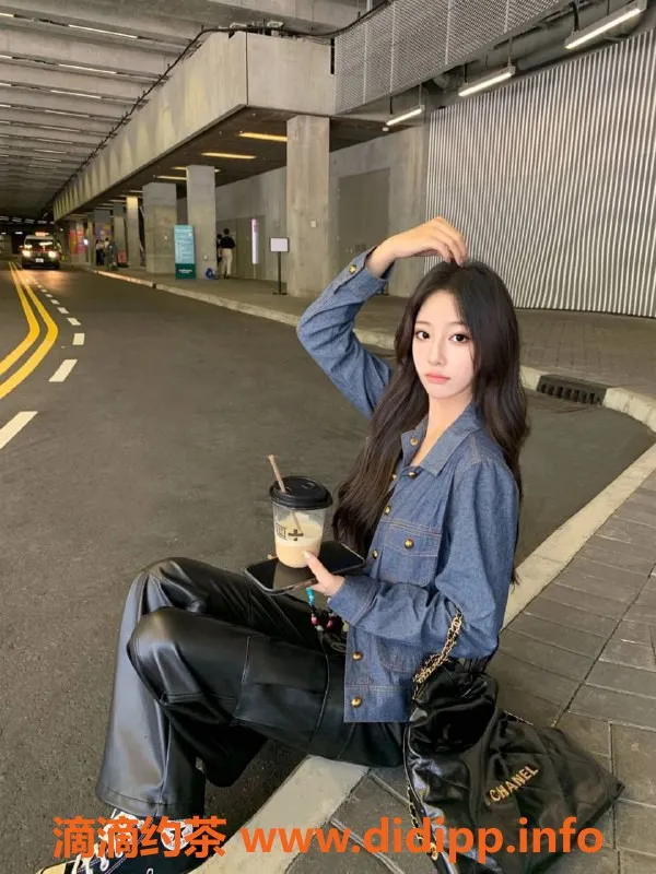 杭州楼凤-拱墅女仆陪玩衣衣，优质服务尽享