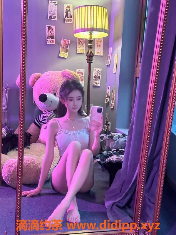 杭州上门服务-24岁小姐姐，车震、露出服务，千元起