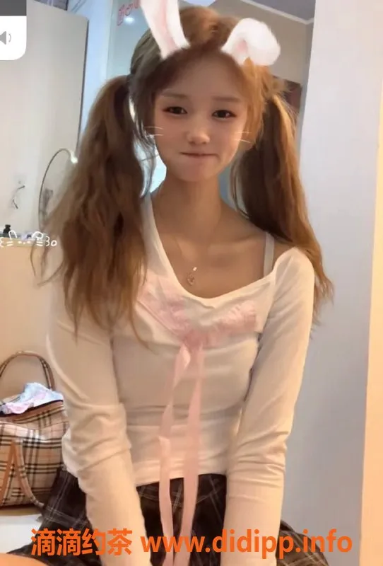 东莞楼凤-湫小花石龙特惠，夜间服务仅2500