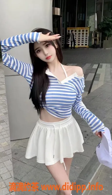 厦门楼凤-湖里新景园CC，24岁天然胸90，亲吻服务良好