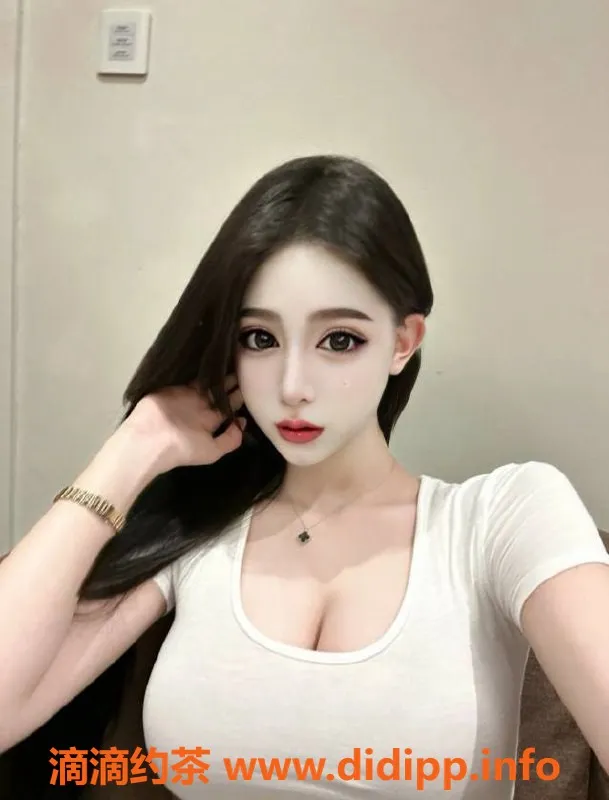 深圳楼凤-福田杨幂小姐，课费2000p，服务超赞！