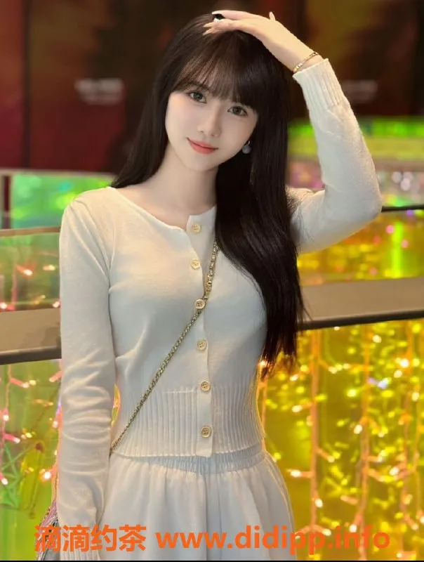 上海楼凤-闵行小紫，168cm白皙长腿，1500元体验