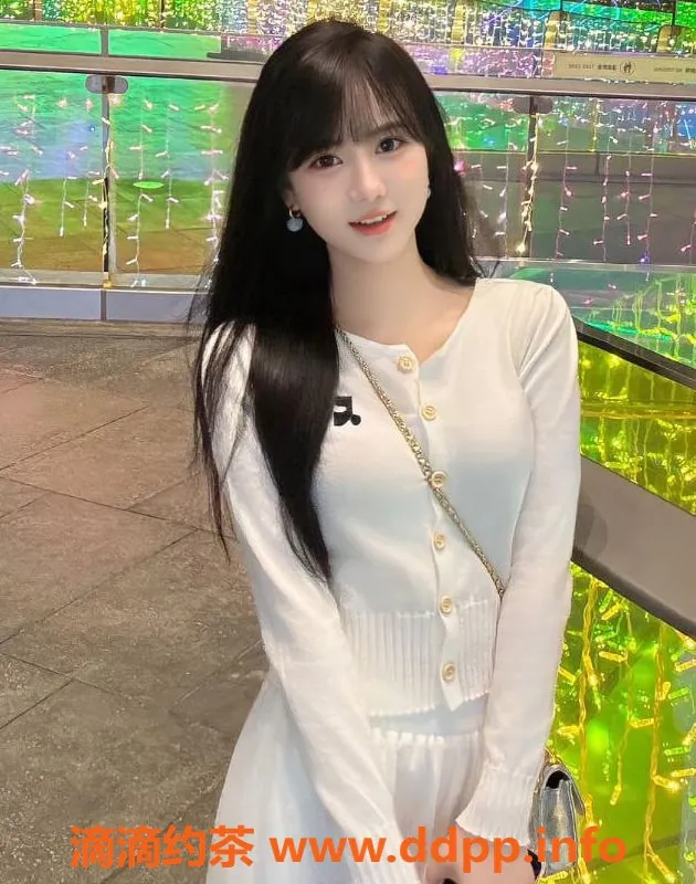 上海楼凤-闵行小紫，168cm白皙长腿，1500元体验