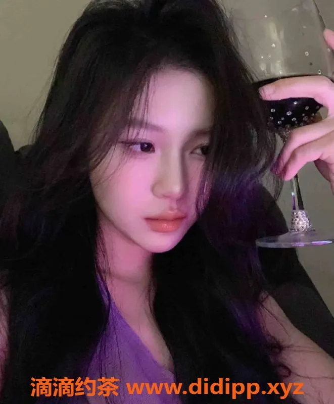 上海外围资源信息,浦东莹莹，中圈美女2600PP，放心选择