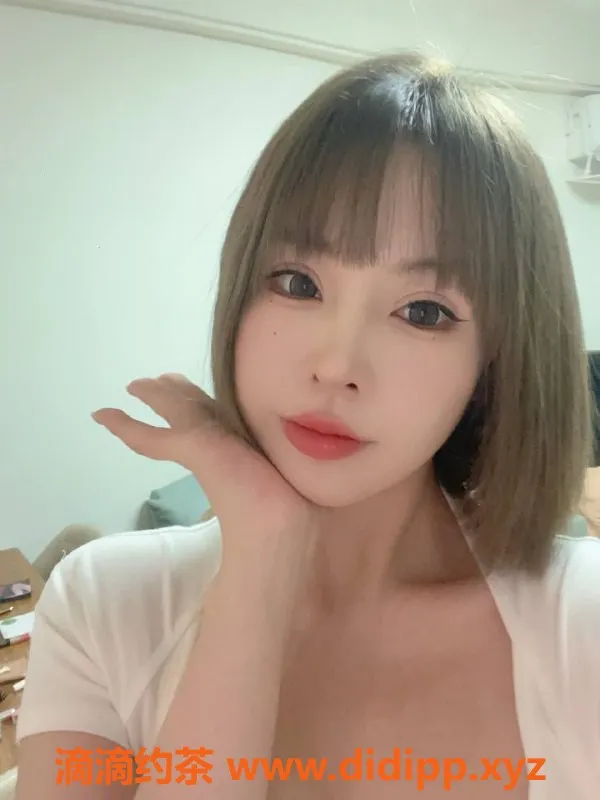 西安楼凤-高新小V，服务态度绝佳，颜值超高