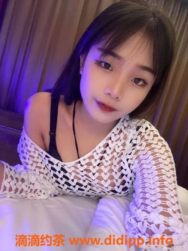 武汉楼凤-武昌区小白兔，价格600p，服务超值！