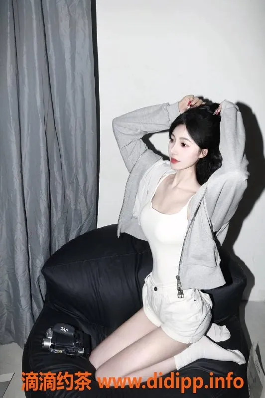 广州楼凤-天河嫩妹梦梦，2500pp等你来体验