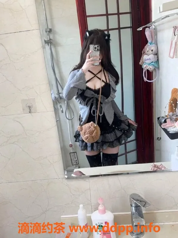 北京楼凤-朝阳甜妹沛沛，167cm，白皙皮肤，千元档