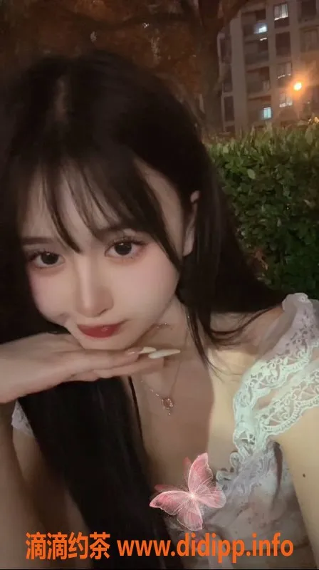 杭州楼凤-临平小伞，嫩妹半裸SPA，服务超赞