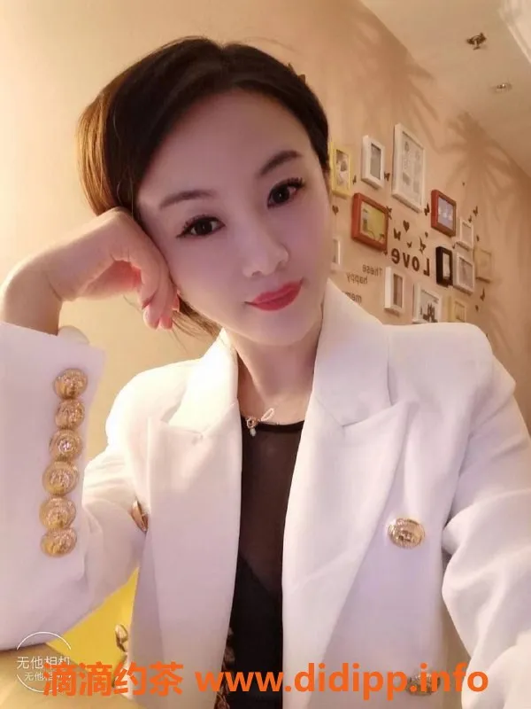 北京楼凤-闪闪 昌平陪浴服务 165cm 46kg 千元档