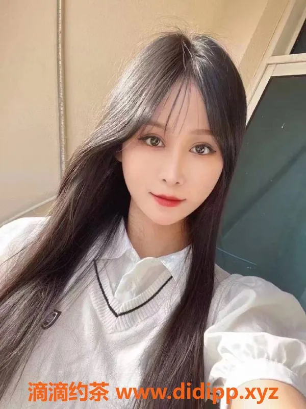 重庆楼凤资源信息,大学城西北妹子，20岁163cm，服务价7米