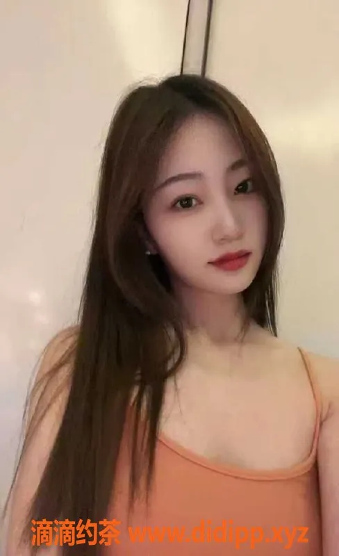 深圳楼凤-深圳龙华糖宝24岁，163cm 34B 热情服务