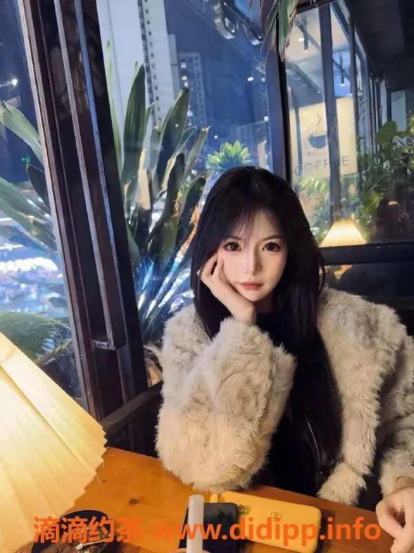 成都楼凤资源信息,成华区小精灵，颜值爆表，身高160，85斤