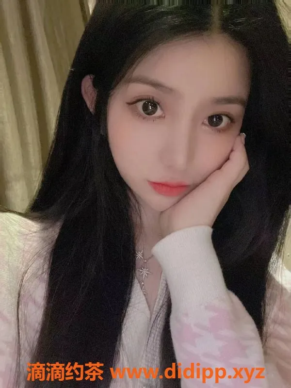 上海楼凤-浦东陈丹，171cm嫩妹，1200P起，胸C长腿服务