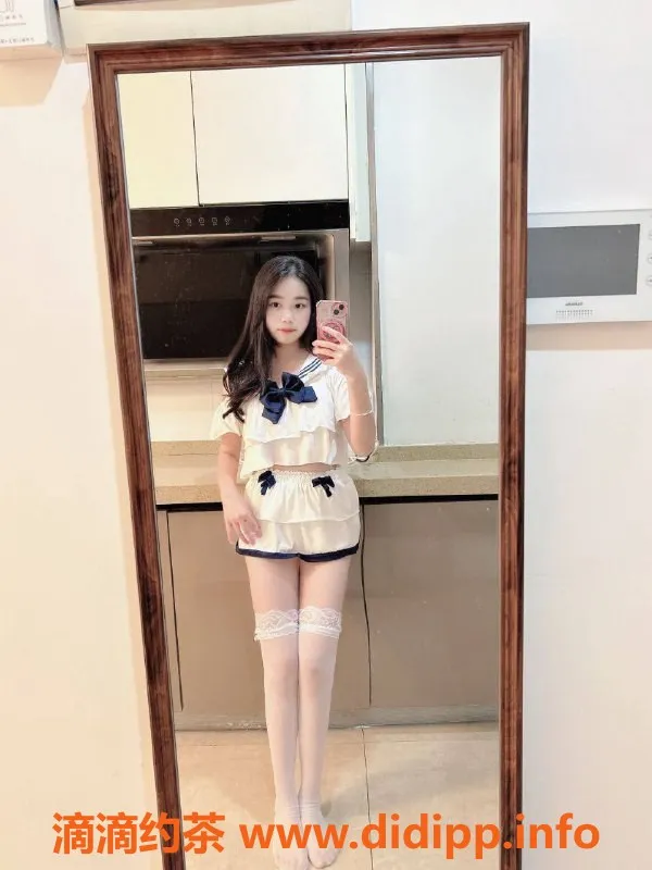 东莞楼凤-南城小颖 500元服务等你体验