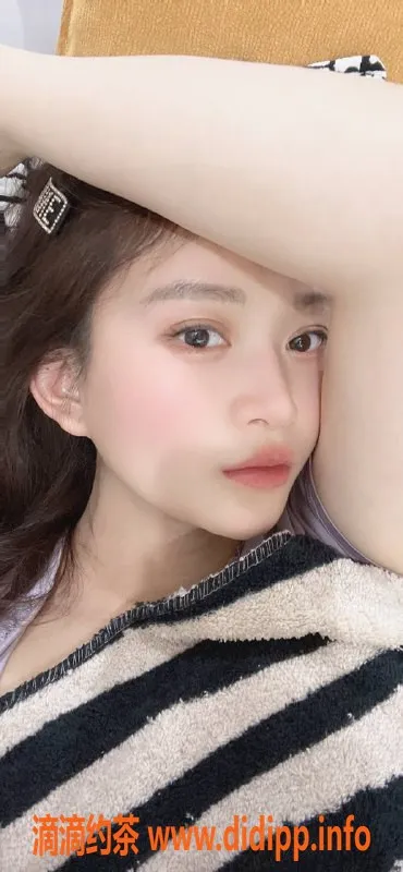 北京楼凤-朝阳25岁妙龄欲女，自然D杯，热情服务