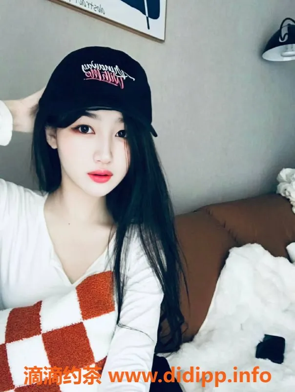 北京上门服务-温柔邻家女孩，清纯可爱，仅做上门服务