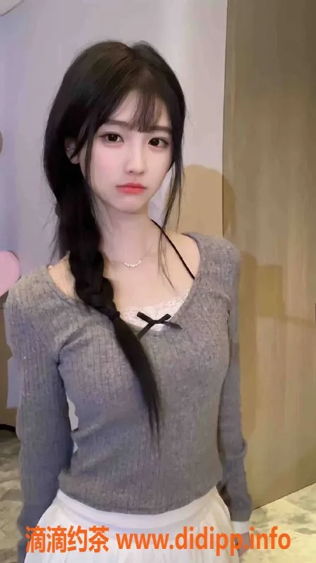 杭州外围-王思涵：上海/杭州，专业伴游服务！