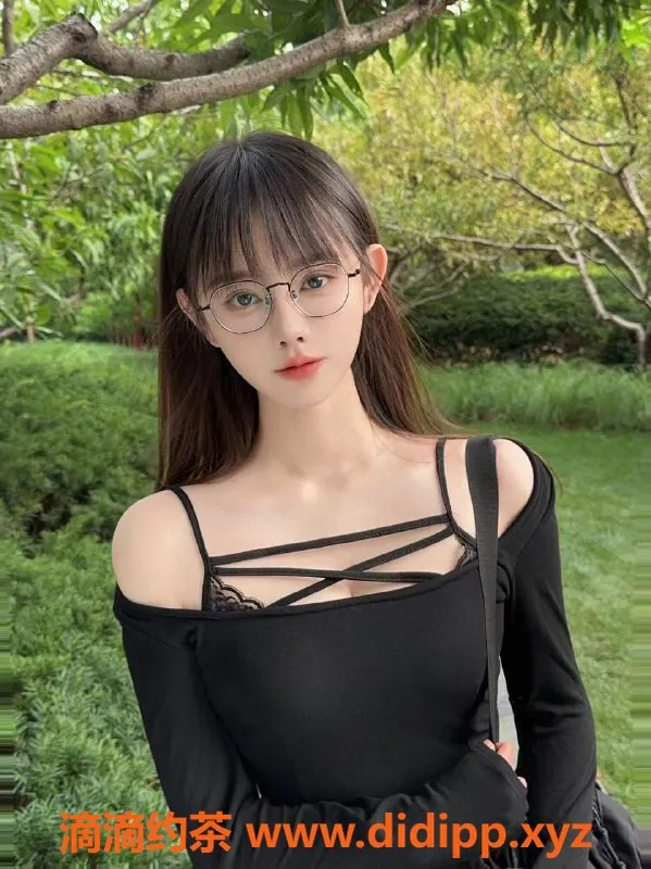 北京上门服务资源信息,朝阳三里屯00后小嫩妹，纯天然颜值高