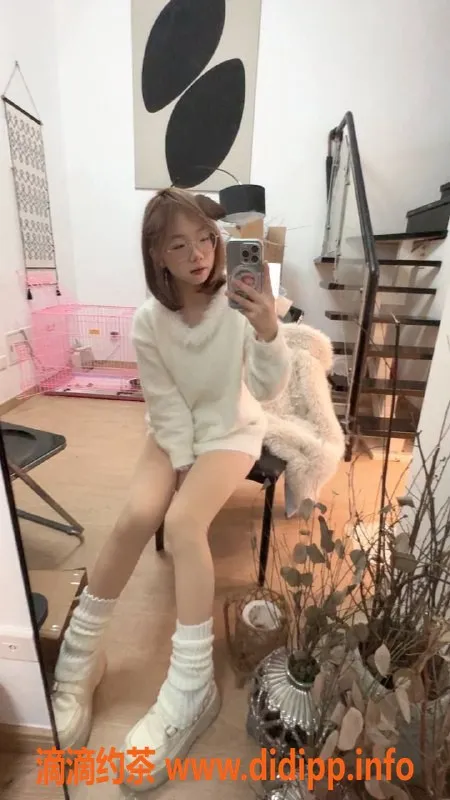 杭州楼凤-上城月儿，嫩妹69互舔，性价比高