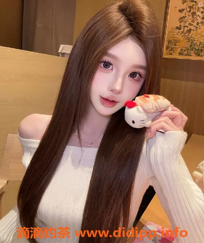 上海楼凤-浦东小宁宁，美妆博主，大胸长腿，2500起