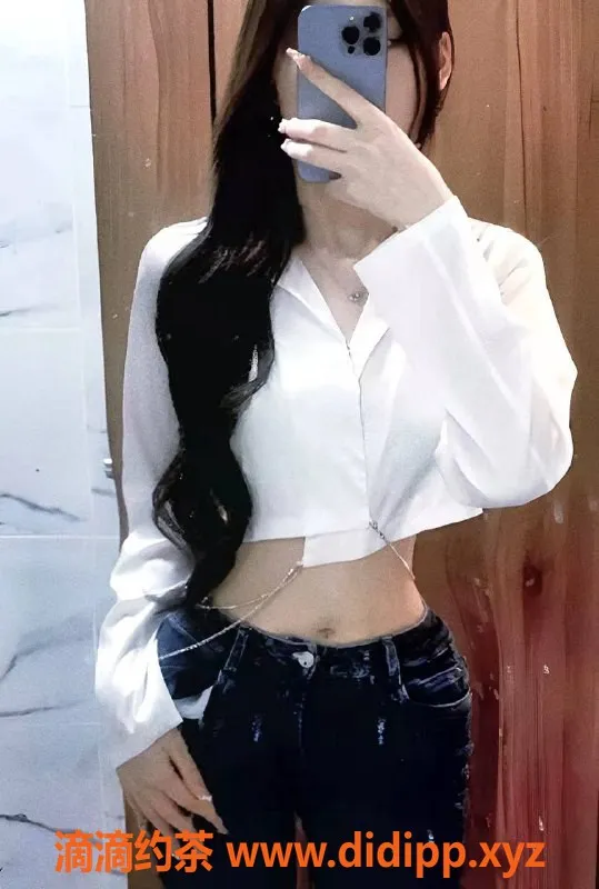 成都楼凤资源信息,塔子山果果，24岁170cm，104斤超级御姐