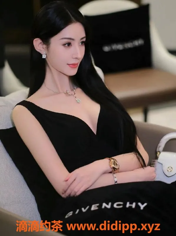 上海楼凤-普陀羽落，身高173，1699元起享受服务