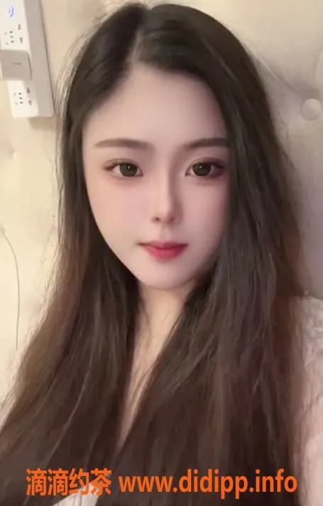 上海楼凤资源信息,宝山可心，168身高D罩杯，1300元体验服务