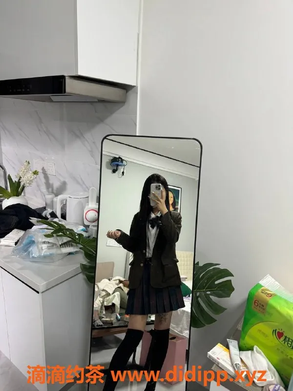 东莞楼凤-大朗小甜甜，服务周到，性价比高