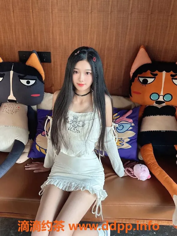 深圳楼凤-南山伊伊，1100p超值体验，绝对不容错过！