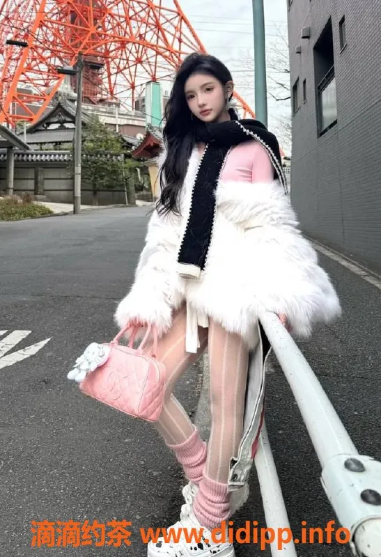 上海楼凤-浦东麦琪，168cm C+胸，2300元起服务