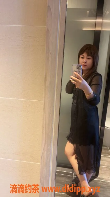 杭州楼凤-拱墅区心语，165cm 55kg 36B，服务优质！