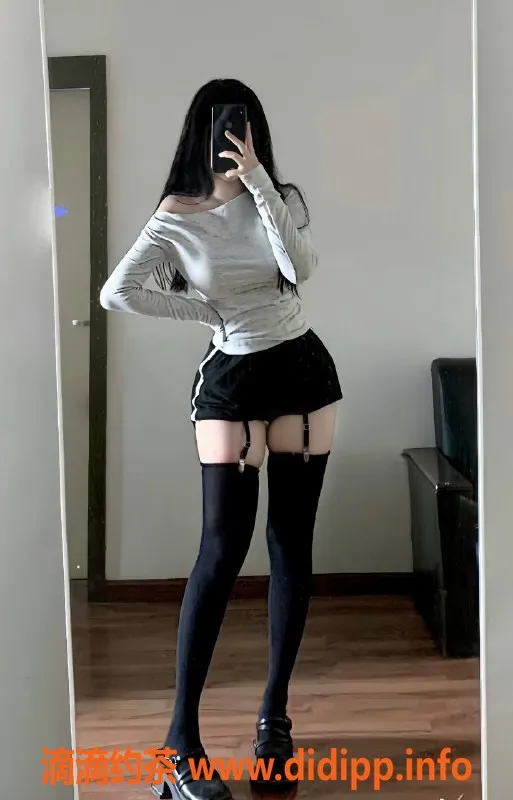 广州楼凤资源信息,天河暖暖，1200元嫩妹大胸体验