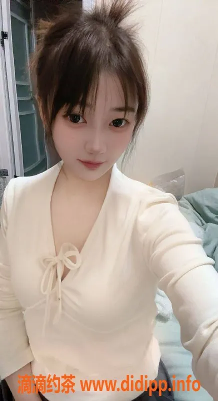 东莞楼凤-寮步月月，20岁温柔美眉，165cm/45kg，特价600元