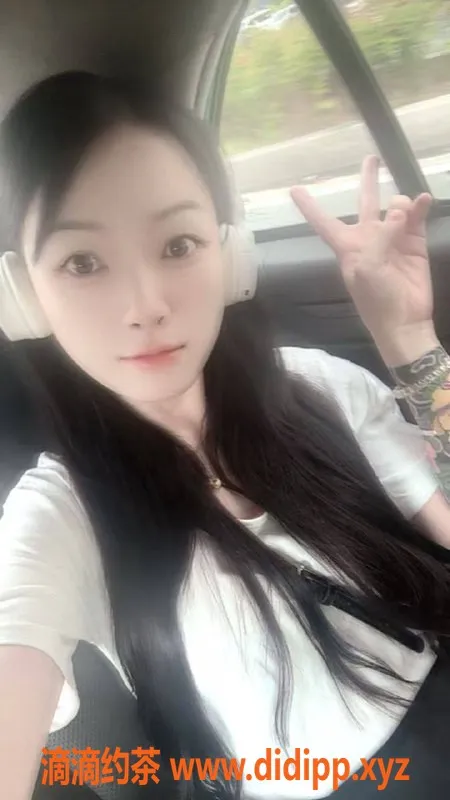 深圳楼凤资源信息,宝安区嫩姐芷若 700元制服服务体验