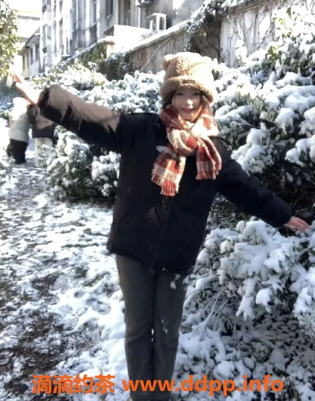 北京楼凤-朝阳区小耶，皮肤白皙，1400起步