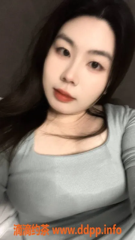 成都楼凤资源信息,成都26岁御姐思思，身高约160，服务多样400p起