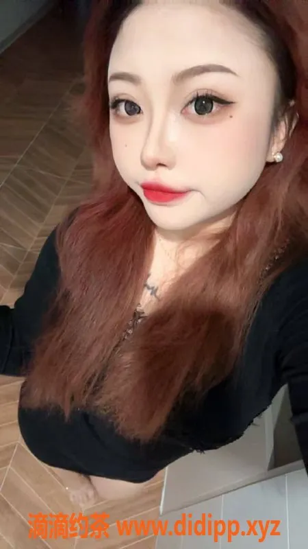 成都上门服务资源信息,成都小亲亲，21岁丰满妹，400元享服务