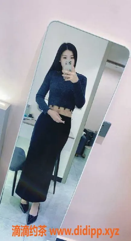 广州楼凤-江夏26岁模特开心，身高171，服务多样