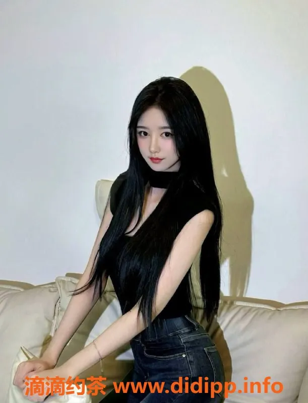 杭州楼凤-上城御姐梅以漫，2000p体验大长腿魅力