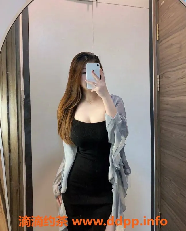 深圳楼凤资源信息,罗湖区朵朵御姐，600元制服水中萧服务