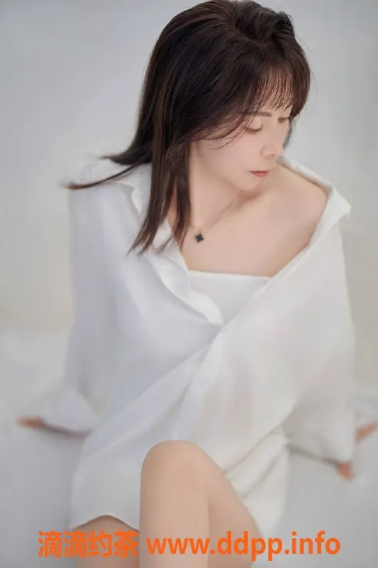 上海楼凤-普陀兮兮，165cm身材C罩杯，399元半套超值体验