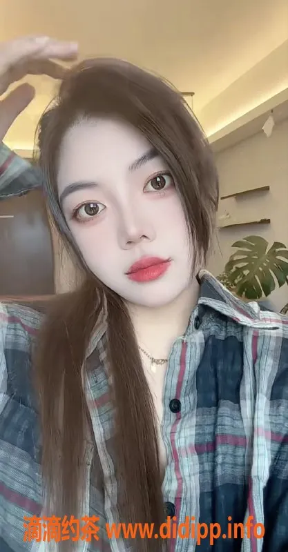 成都楼凤-天府三街大表姐，丰满少妇服务超赞